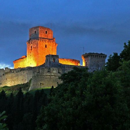 Il Turrione "App. Santa Chiara" Daire Assisi Dış mekan fotoğraf