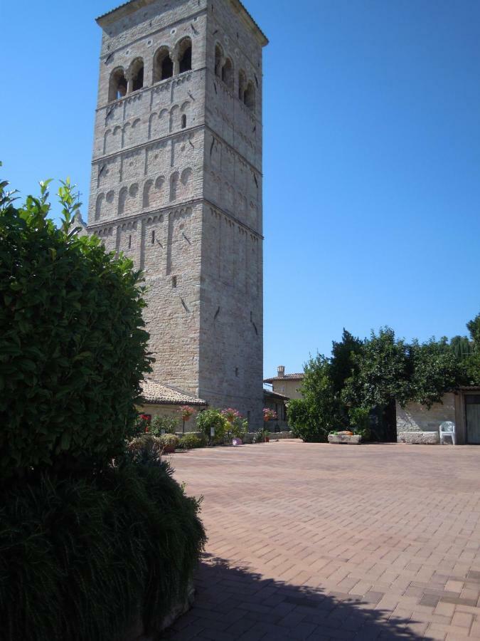 Il Turrione "App. Santa Chiara" Daire Assisi Dış mekan fotoğraf
